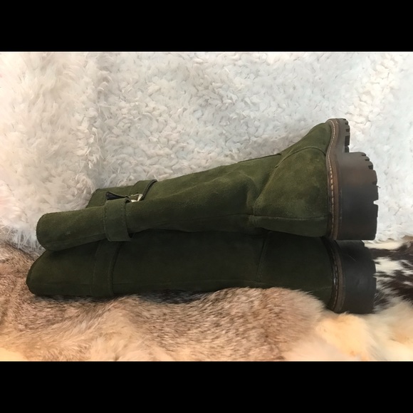 Green booties - Picture 6 of 7